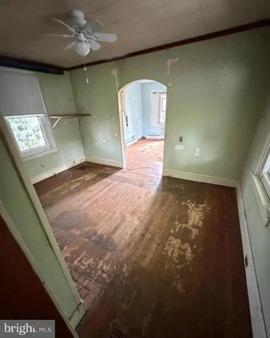 20 Pennsylvania Ave, Prospect Park, PA 19076 - #2
