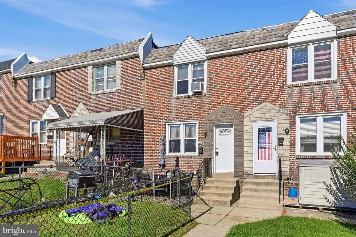 251 Cambridge Rd, Clifton Heights, PA 19018 - #1