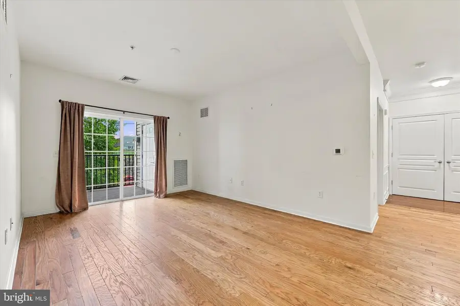 423 Creekside Dr #423, Brookhaven, PA 19015 - #2