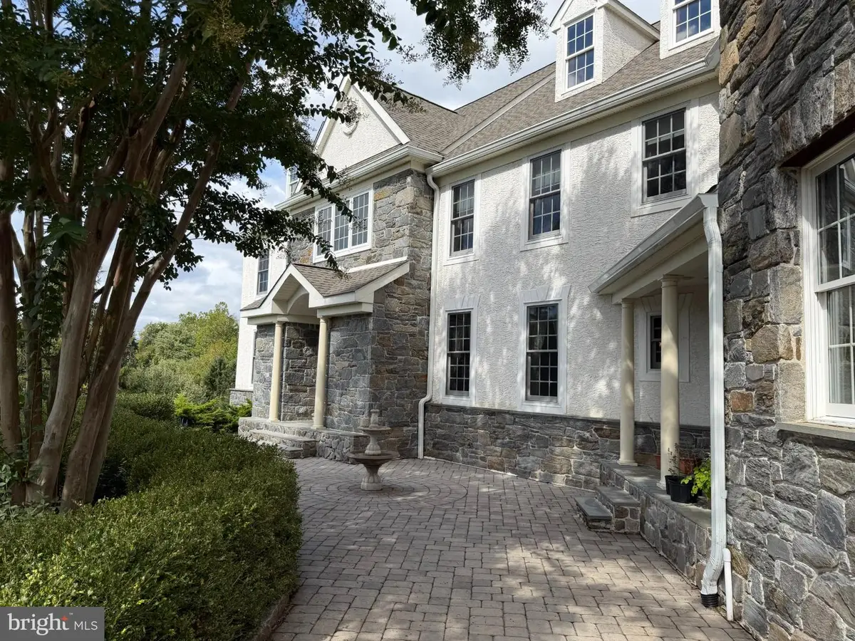2 Bridlebrook Ln, Media, PA 19063 - #1