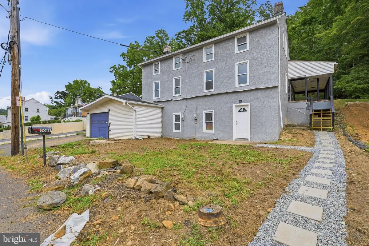 808 Maple Ln, Aston, PA 19014 - #1