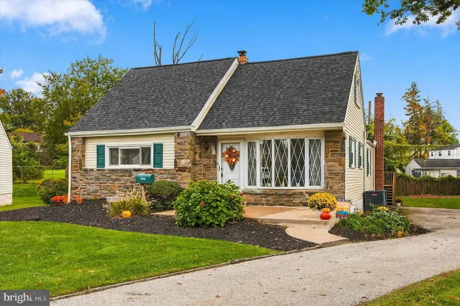 1014 Brook Ave, Secane, PA 19018 - #2
