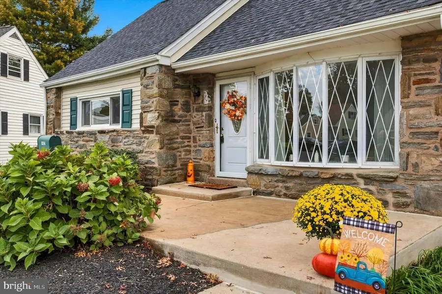 1014 Brook Ave, Secane, PA 19018 - #3