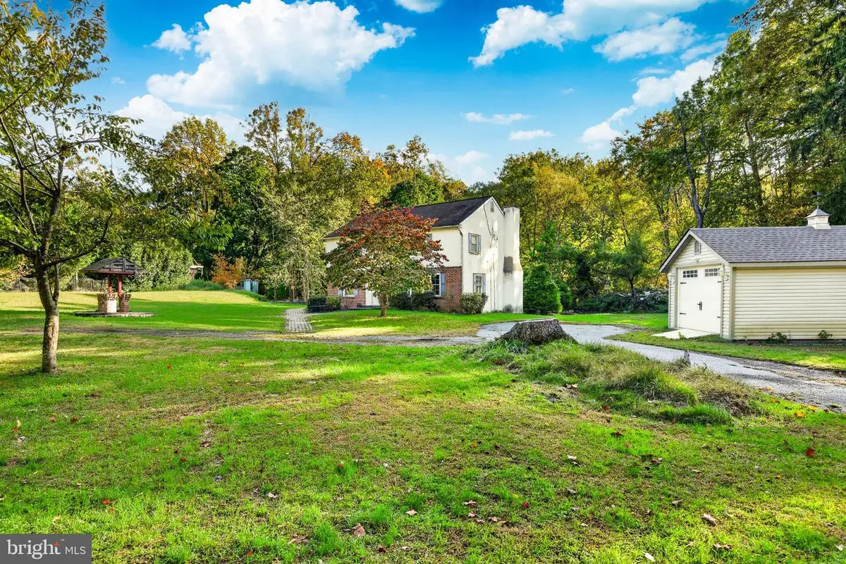 238 Pole Cat Rd, Glen Mills, PA 19342 - #1