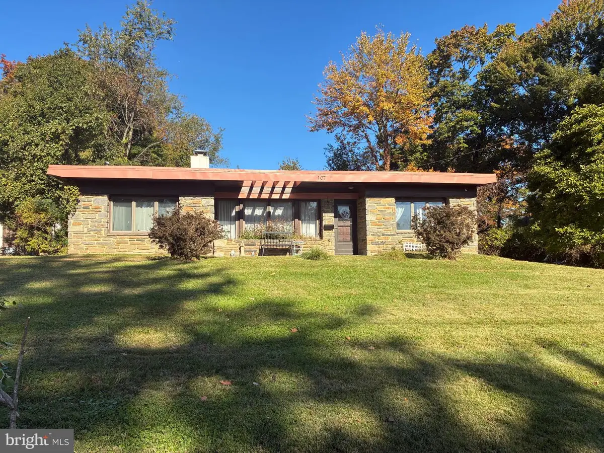 107 Broadview Rd, Springfield, PA 19064 - #1