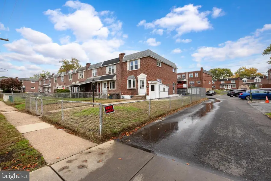 899 Taylor Dr, Folcroft, PA 19032 - #3