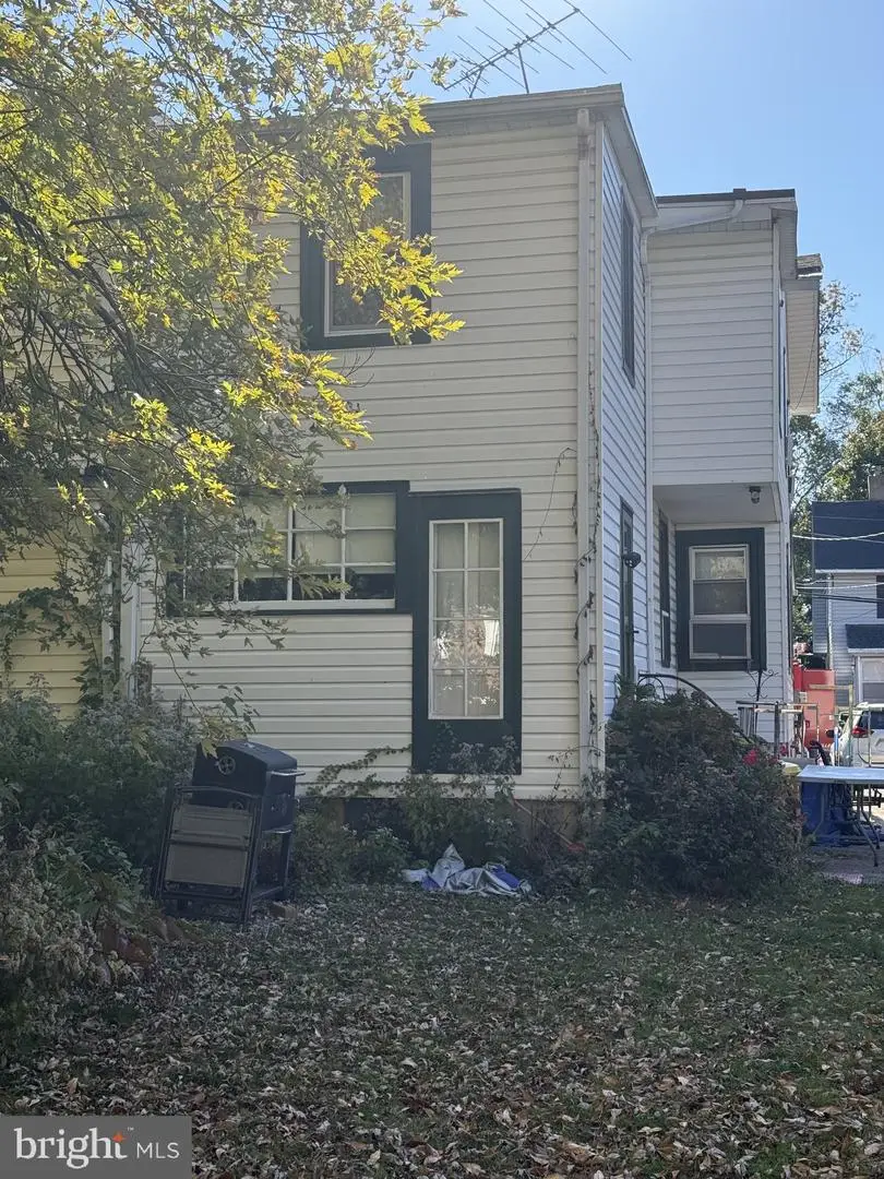 716 Preston Ave, Bryn Mawr, PA 19010 - #2