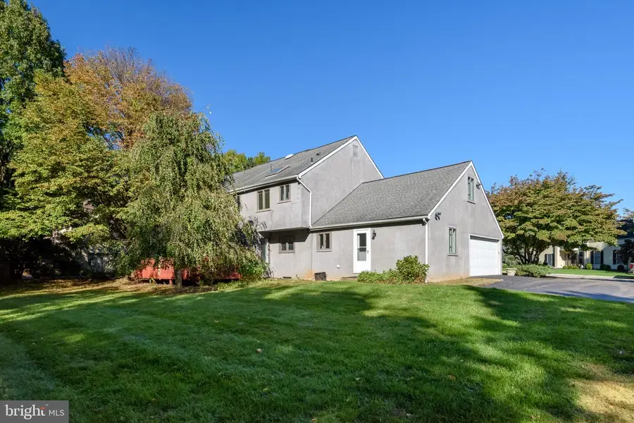303 Countryview Dr, Bryn Mawr, PA 19010 - #3