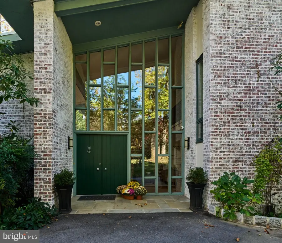 803 Maple Glen Rd, Wayne, PA 19087 - #2