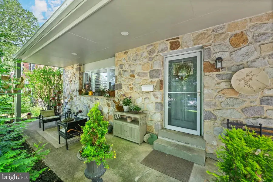 824 Edmonds Ave, Drexel Hill, PA 19026 - #2