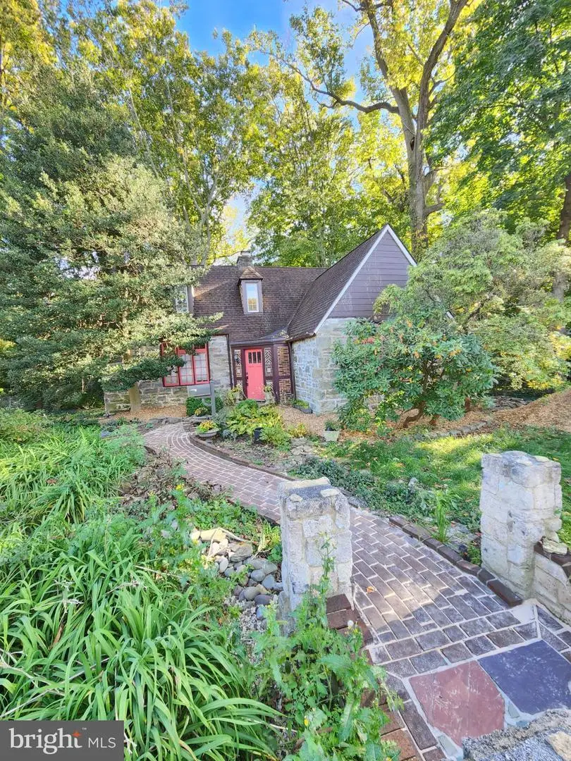 612 Beverly Blvd, Upper Darby, PA 19082 - #1