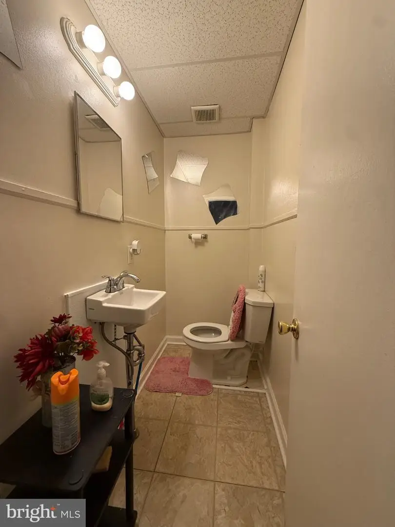 3417 Township Line Rd, Chester, PA 19013 - #3
