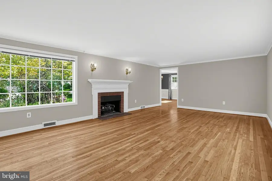 312 Chamounix Rd, Wayne, PA 19087 - #3