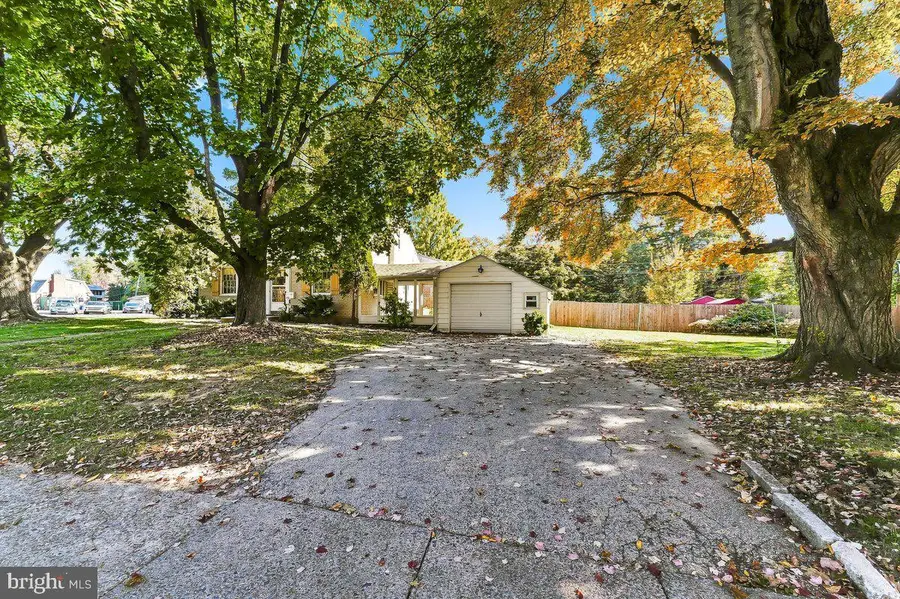 400 Harwicke Rd, Springfield, PA 19064 - #2