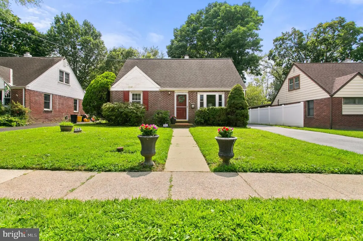 30 Yale Sq, Morton, PA 19070 - #1