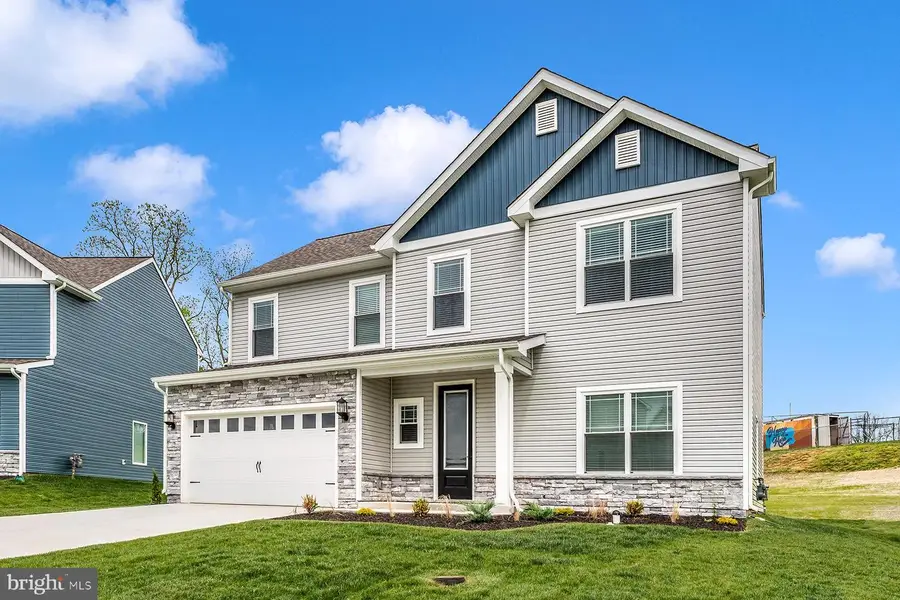 430 Abigail Ave, Waynesboro, PA 17268 - Image #2