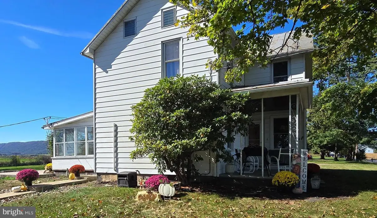 8172 Roxbury Road, Lurgan, PA 17232 - Image #1