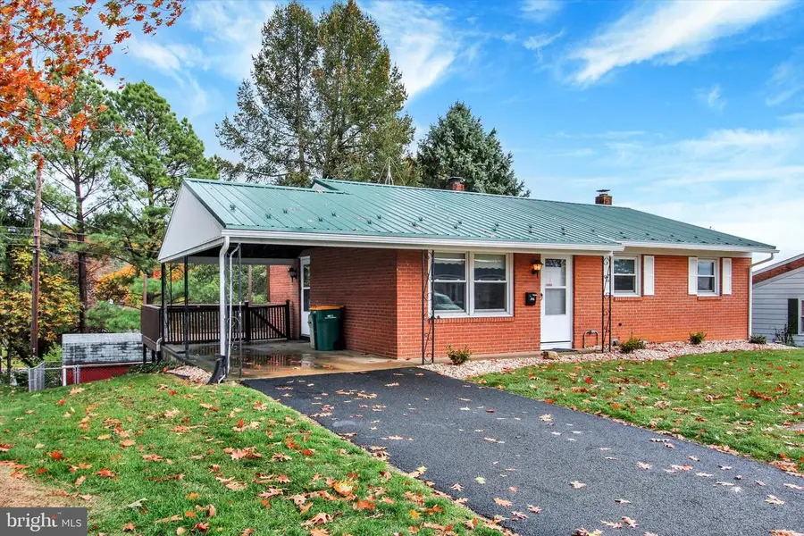 306 Cottage St, Waynesboro, PA 17268 - Image #3