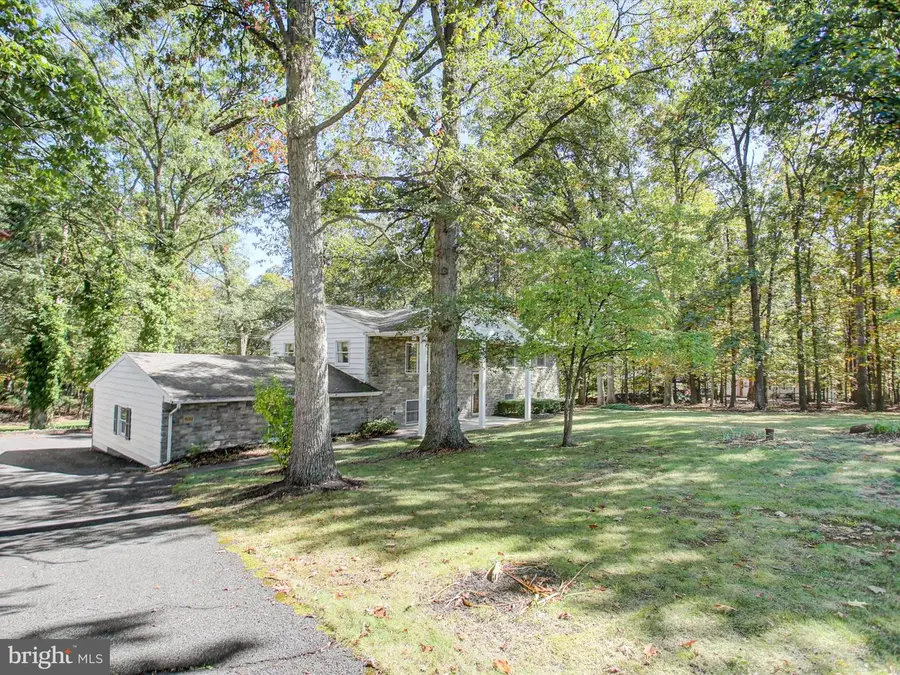 8182 Stone Bridge Rd, Greencastle, PA 17225 - Image #3