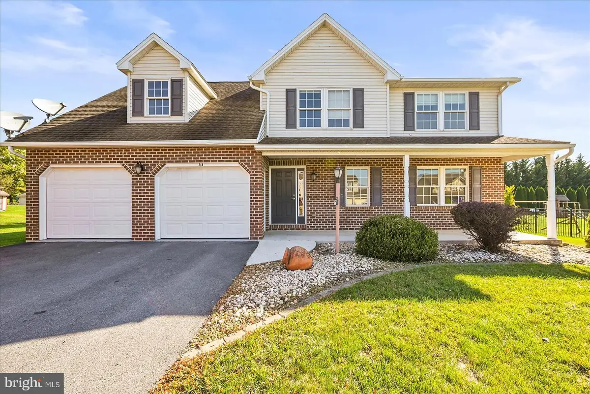 248 Kolpark Dr, Chambersburg, PA 17202 - Image #1