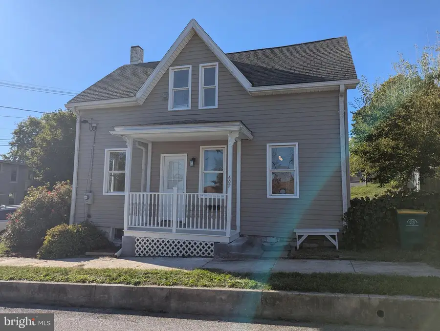 607 Pleasant St, Chambersburg, PA 17201 - Image #2