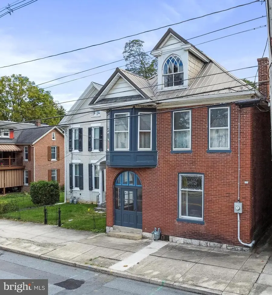 546 Philadelphia Avenue, Chambersburg, PA 17201 - Image #3