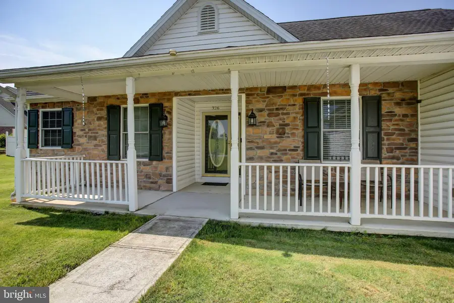 326 Leedy Way E, Chambersburg, PA 17202 - Image #2