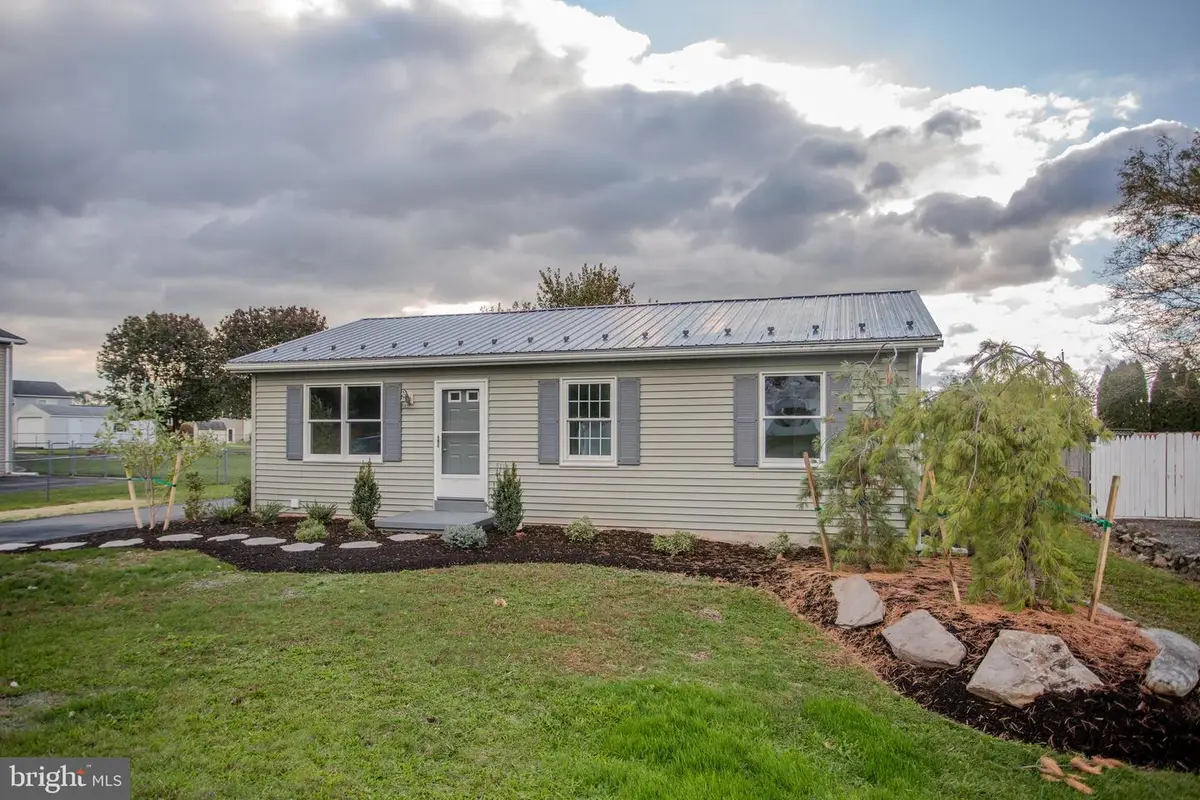 84 Sunset Avenue, Chambersburg, PA 17202 - Image #1