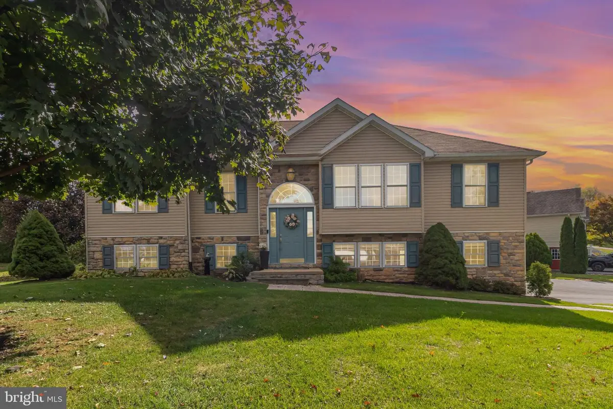 476 Beech Tree Street, Shippensburg, PA 17257 - Image #1