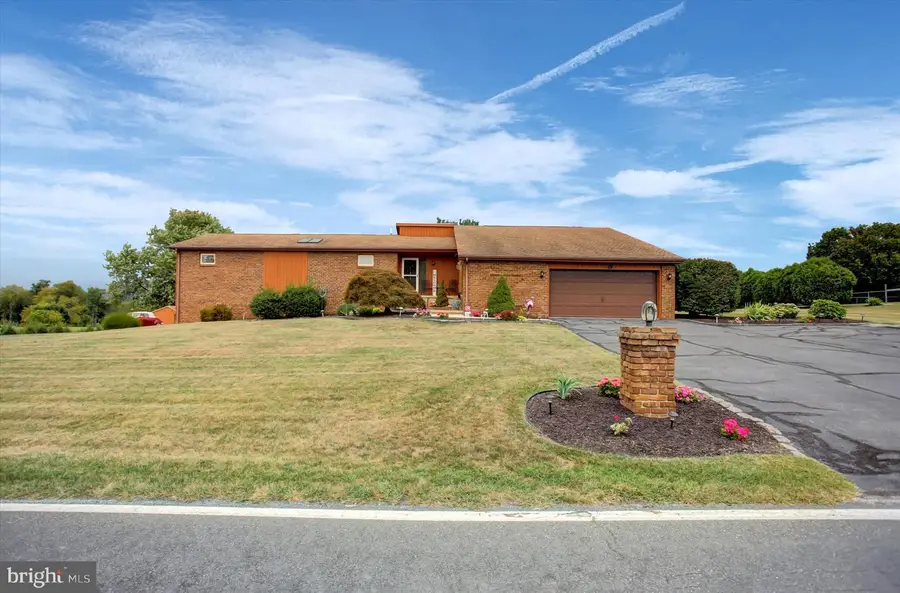 7471 Smith Road, Chambersburg, PA 17202 - Image #2