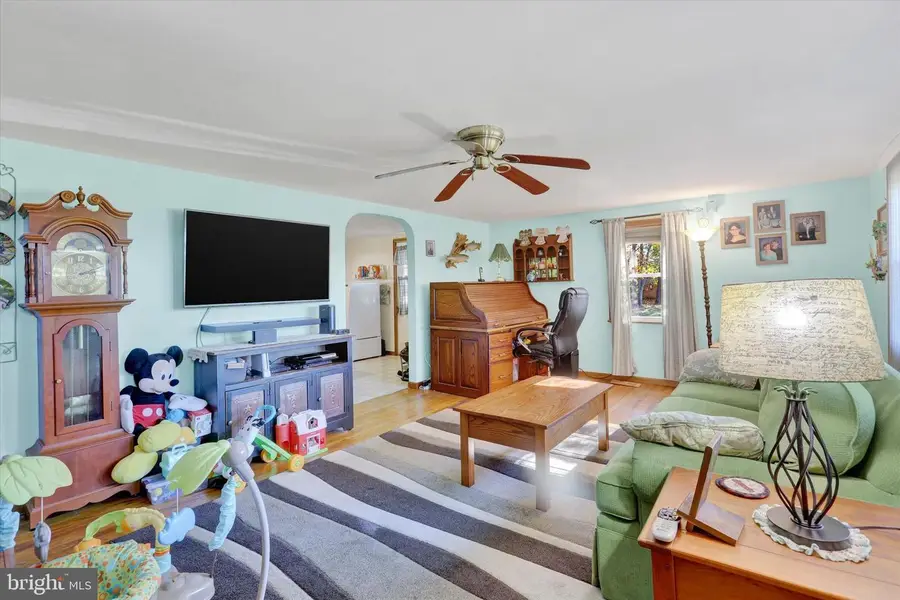 3546 White Church Rd, Chambersburg, PA 17202 - Image #2