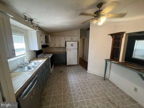 1024 Warm Springs Rd., Lot #64, Chambersburg, PA 17202 - Image #3