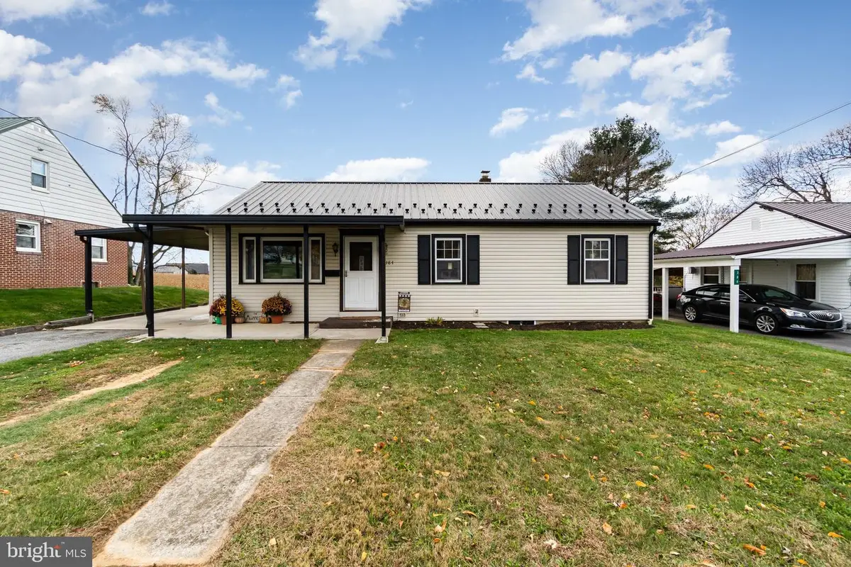 384 W Main Street, Fayetteville, PA 17222 - Image #1