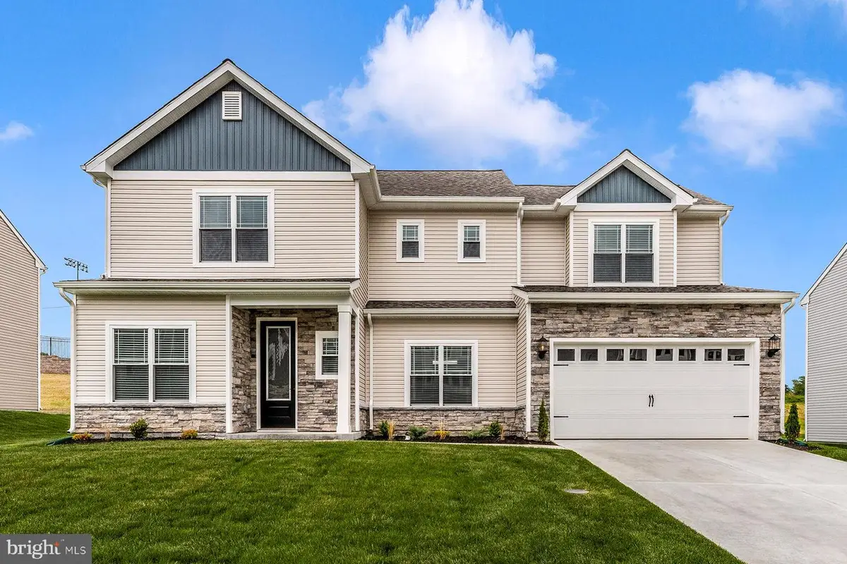 504 Abigail Ave, Waynesboro, PA 17268 - #1