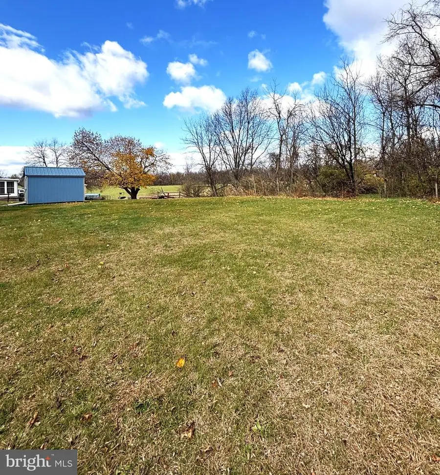 553 Mickey Inn Rd, Chambersburg, PA 17202 - Image #2