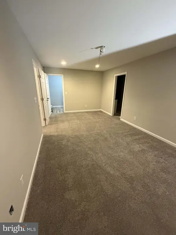 2642 Spring Rd, CHAMBERSBURG, PA 17202