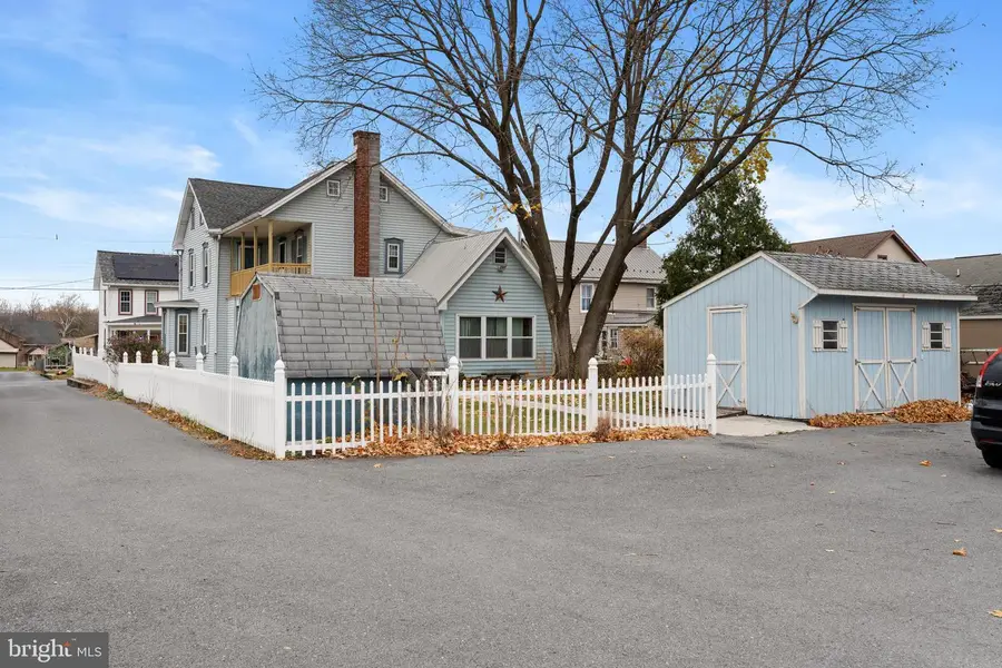 3876 Lincoln St, Chambersburg, PA 17202 - Image #2