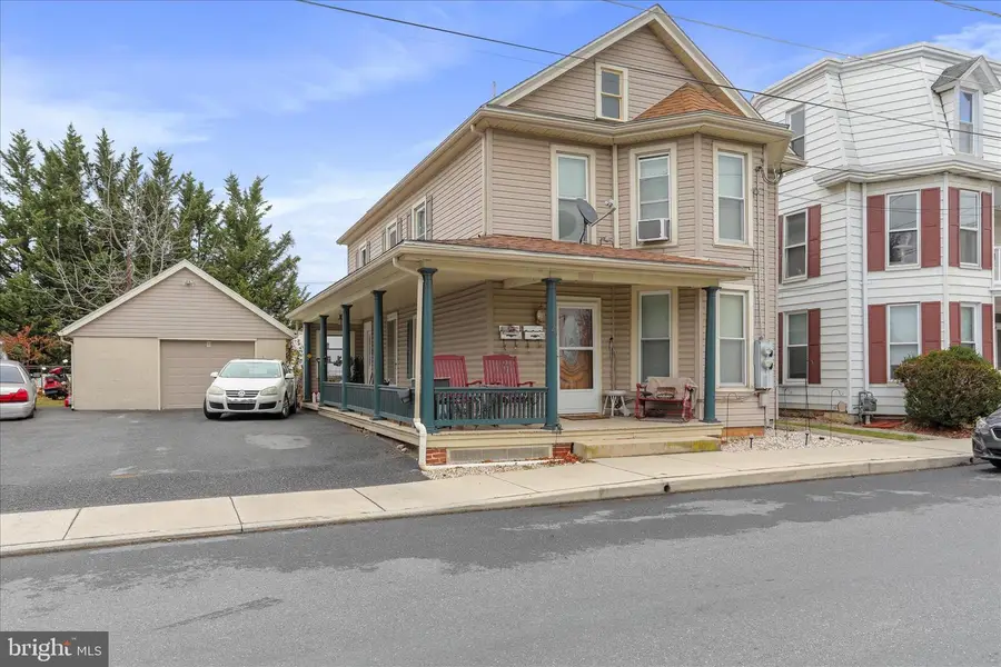 26 E E Madison Street, Greencastle, PA 17225 - Image #2