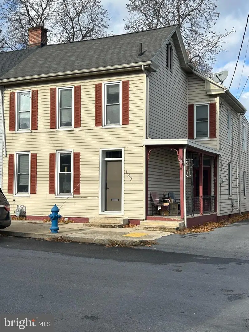 139 E Catherine St, Chambersburg, PA 17201 - Image #1