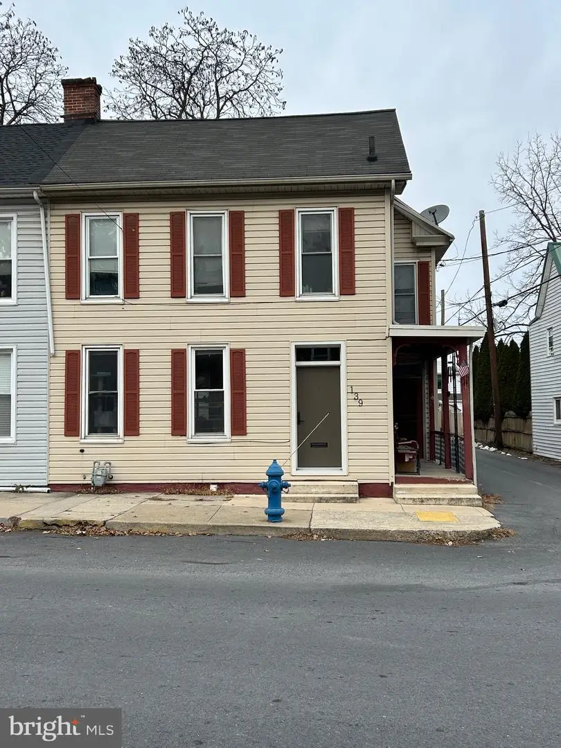 139 E Catherine St, Chambersburg, PA 17201 - #2