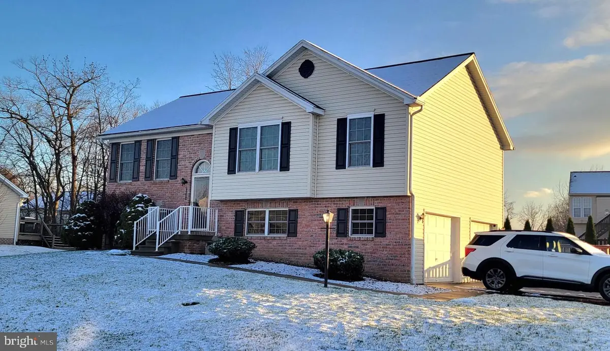 160 Eleahs Crossing, Greencastle, PA 17225 - Image #1