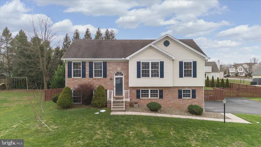 160 Eleahs Crossing, Greencastle, PA 17225 - Image #3