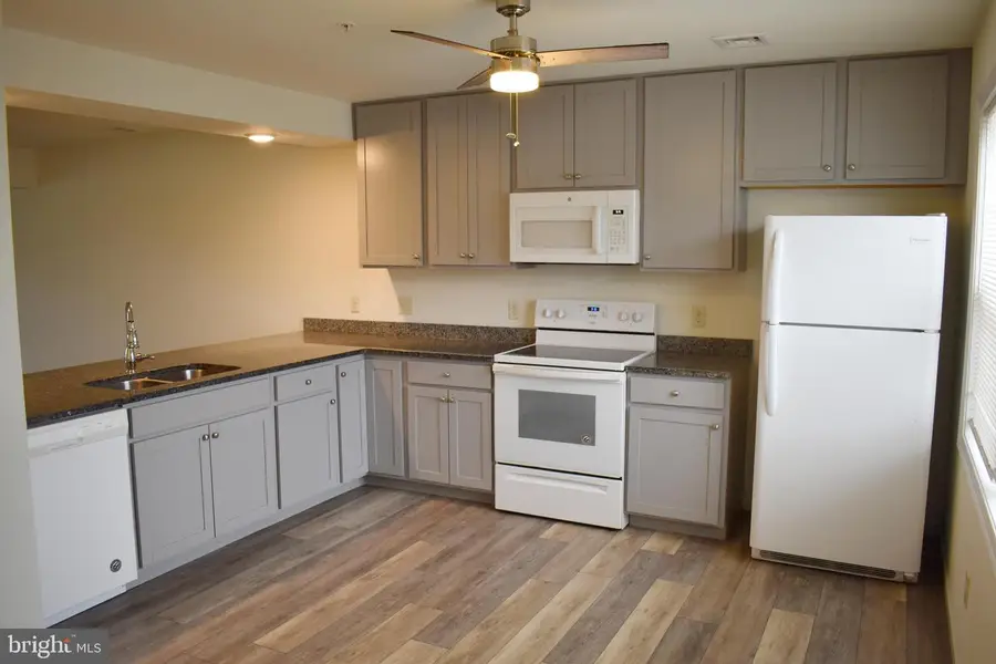 186 Delano Dr, Chambersburg, PA 17201 - Image #2