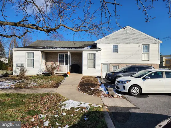 39 Williamson Ave, GREENCASTLE, PA 17225