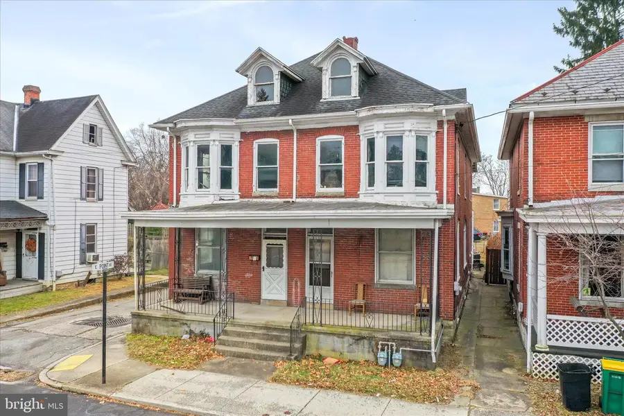 542 E Queen Street, Chambersburg, PA 17201 - Image #2