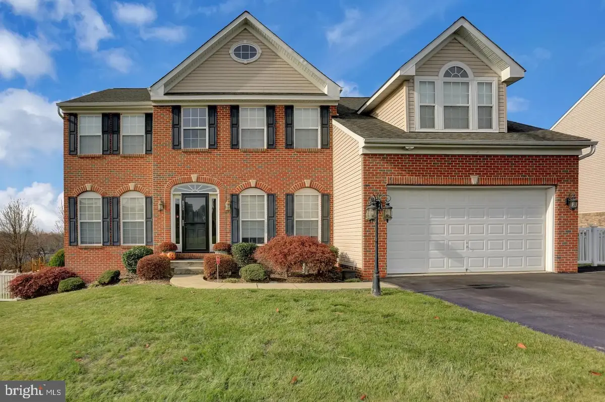 8935 Harper Dr, Waynesboro, PA 17268 - Image #1