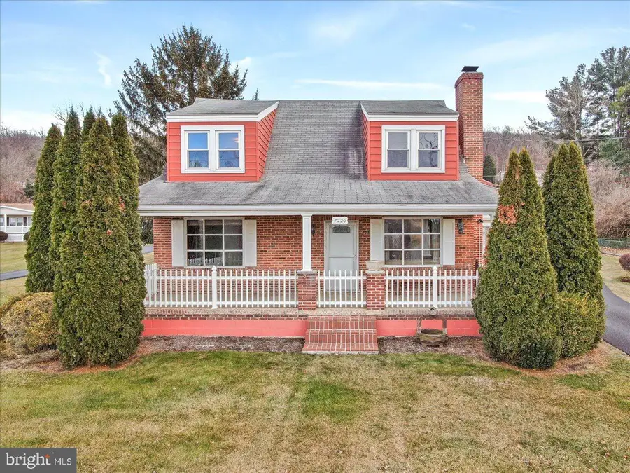7220 Slabtown Rd, Waynesboro, PA 17268 - Image #2