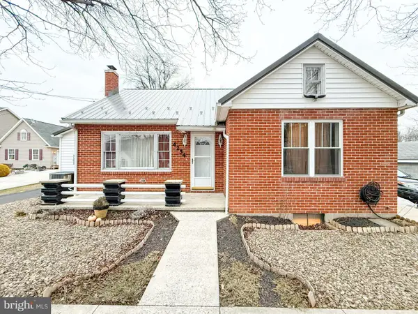 4254 Charlestown Rd, MERCERSBURG, PA 17236