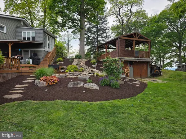 1177 Walker Rd, CHAMBERSBURG, PA 17202