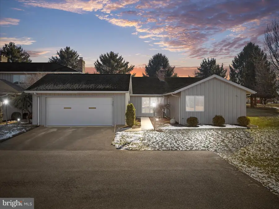 3522 Scotland Rd, Chambersburg, PA 17202 - Image #2